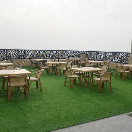 The Rich Hotel & Apartments Lahore Exterior foto